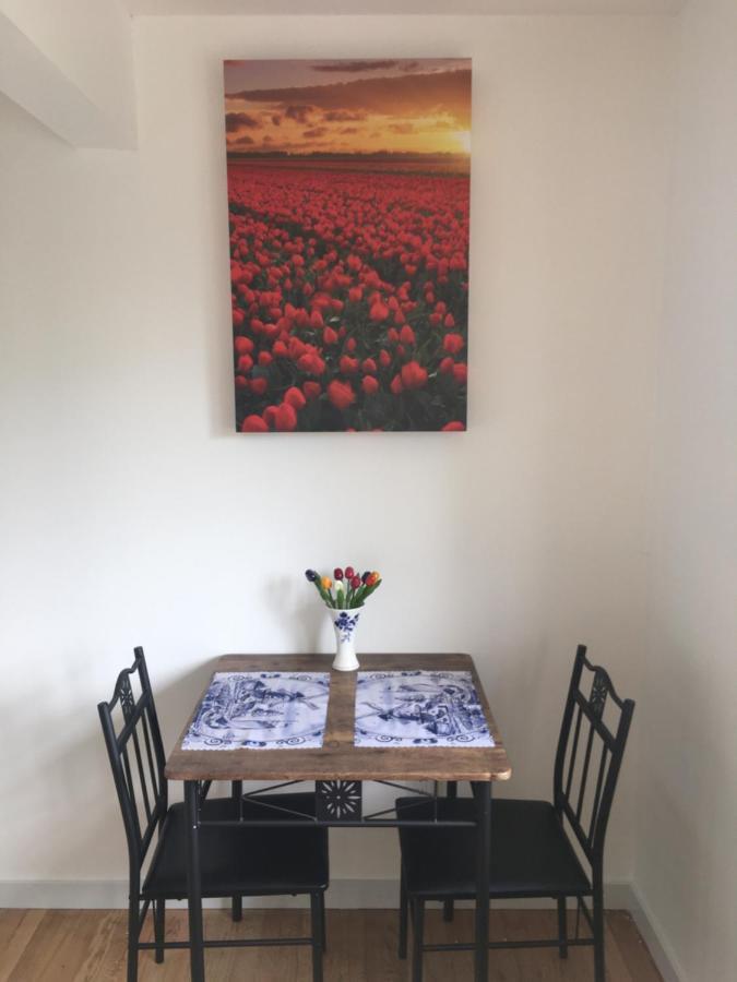 The Blue Cottage B&B Seventy Mile House Esterno foto